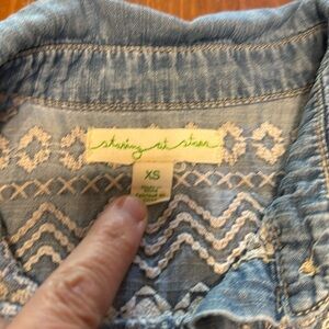 Cute Jean button up long sleeve shirt